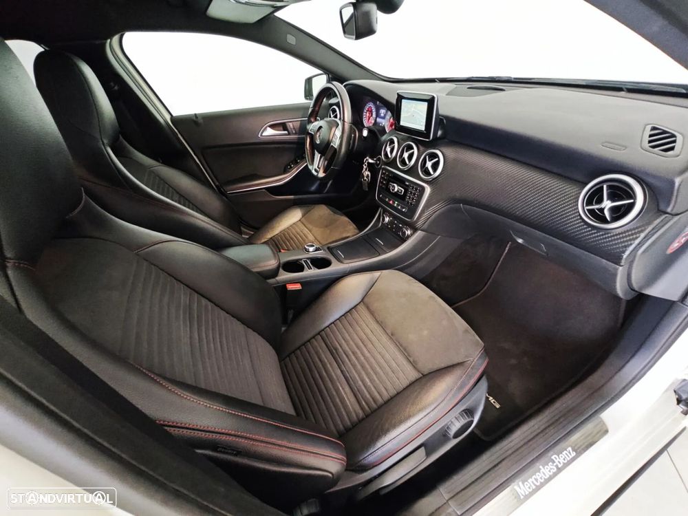 Mercedes-Benz A 180 (BlueEFFICIENCY) 7G-DCT AMG Sport - 37