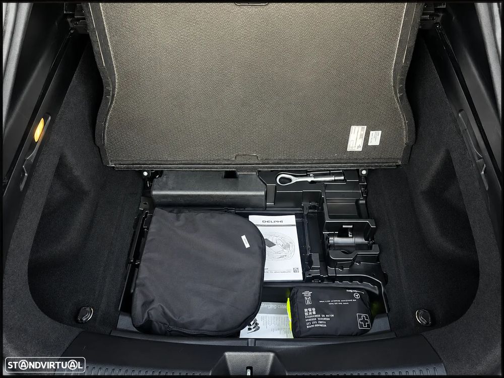 Mercedes-Benz CLA 250 e 8G-DCT Edition 2021 - 36