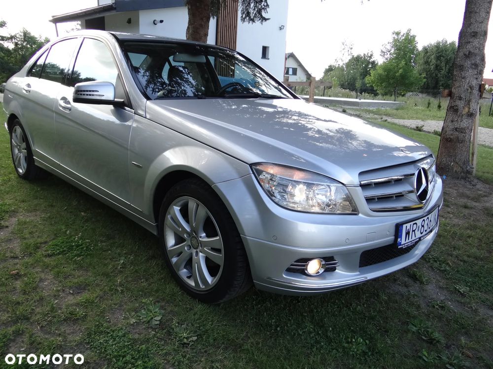 Mercedes-Benz Klasa C 180 BlueEFFICIENCY 7G-TRONIC Avantgarde - 3