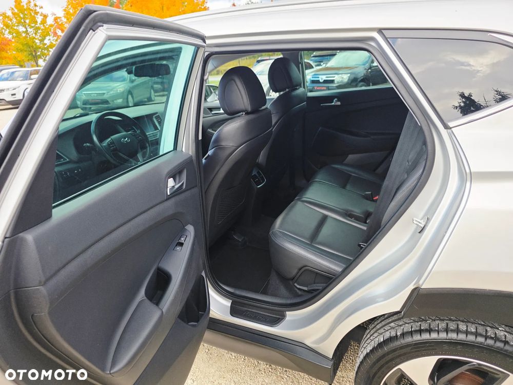 Hyundai Tucson blue 1.6 CRDi 2WD Pure - 17