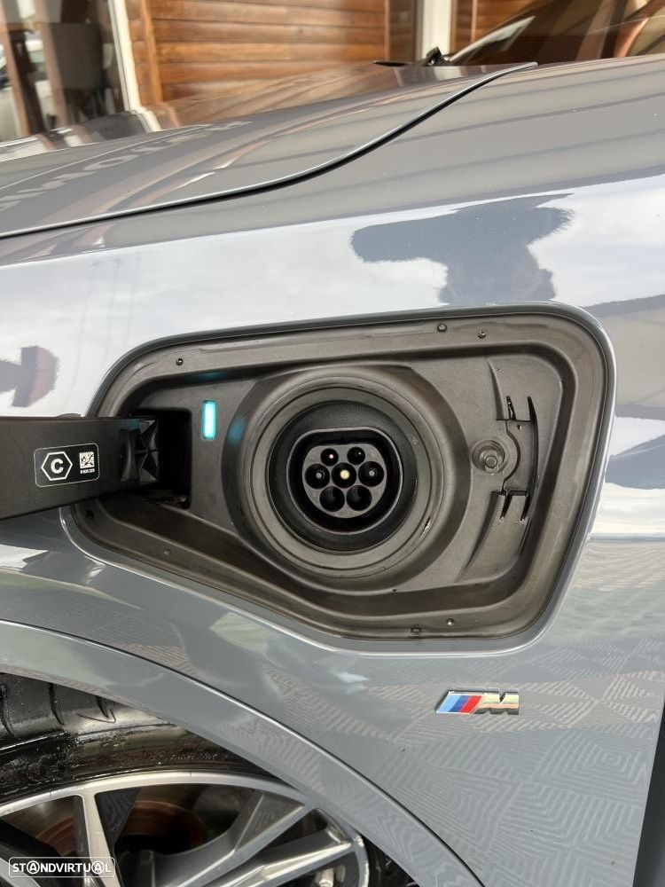 BMW X2 25 e xDrive Pack M - 32