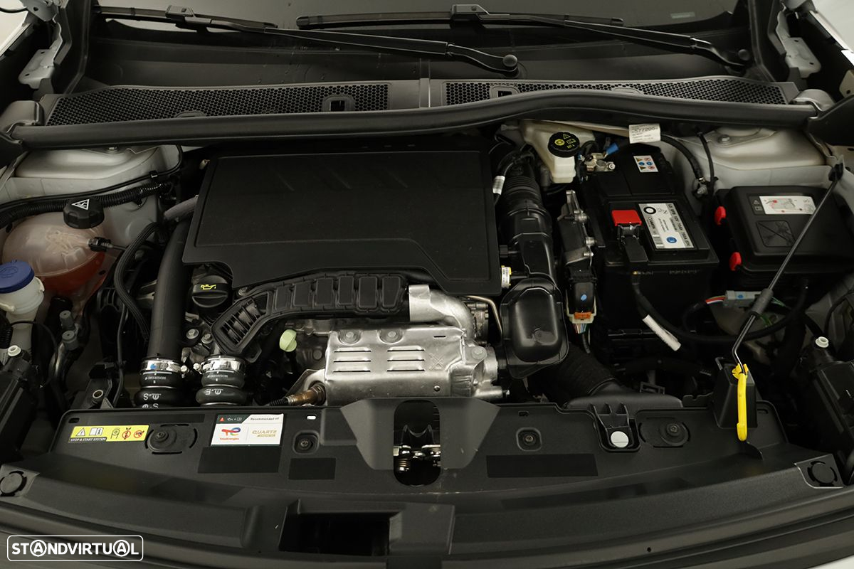 Peugeot 2008 1.2 PureTech Allure EAT8 - 25