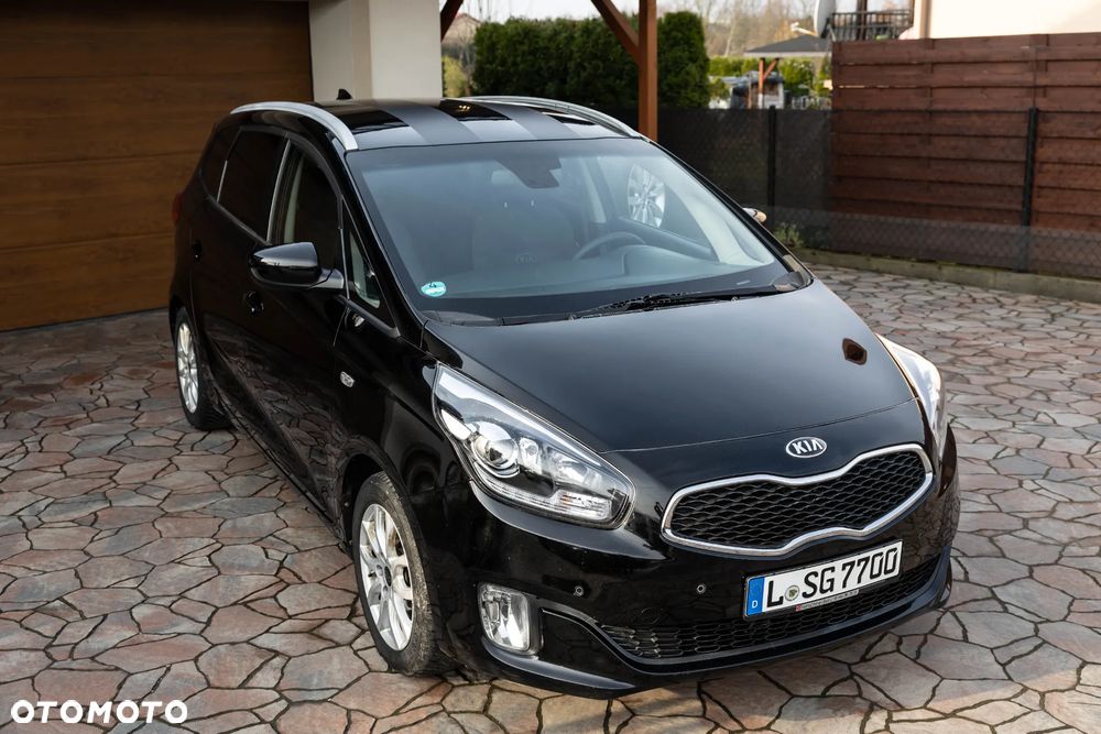 Kia Carens 1.7 CRDi XL 7os - 5