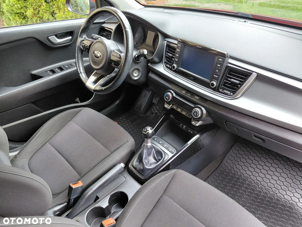 Kia Rio - 16