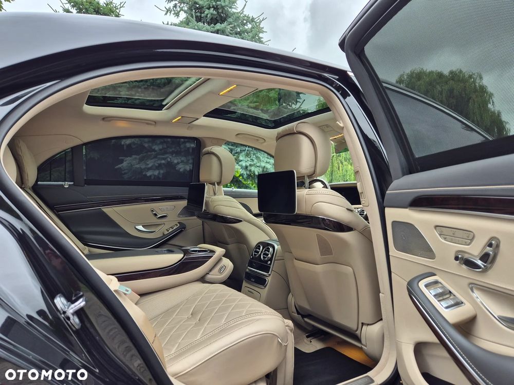Mercedes-Benz Klasa S 560 4-Matic L 9G-TRONIC - 12