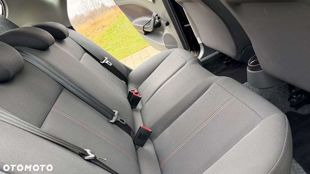 Seat Ibiza 1.4 16V Style - 21