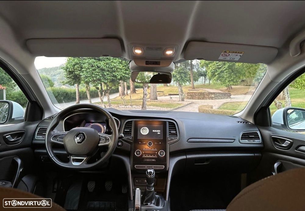 Renault Mégane 1.5 Blue dCi Zen - 9