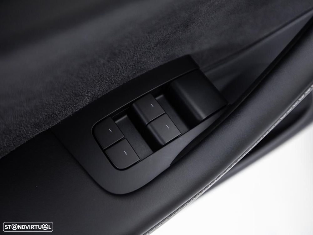 Tesla Model 3 Standard Range Plus RWD - 18