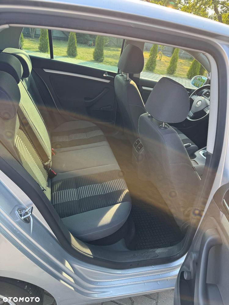 Volkswagen Golf 1.4 TSI Comfortline DSG - 11