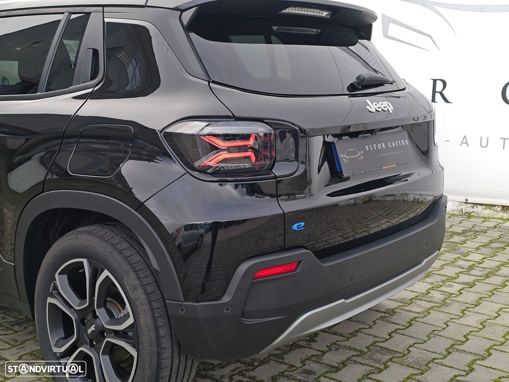 Jeep Avenger 54 kWh Summit - 17