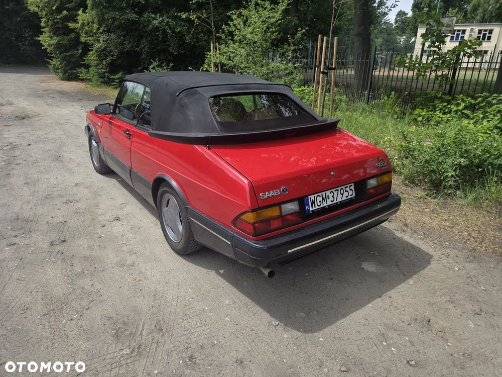 Saab 900 - 2