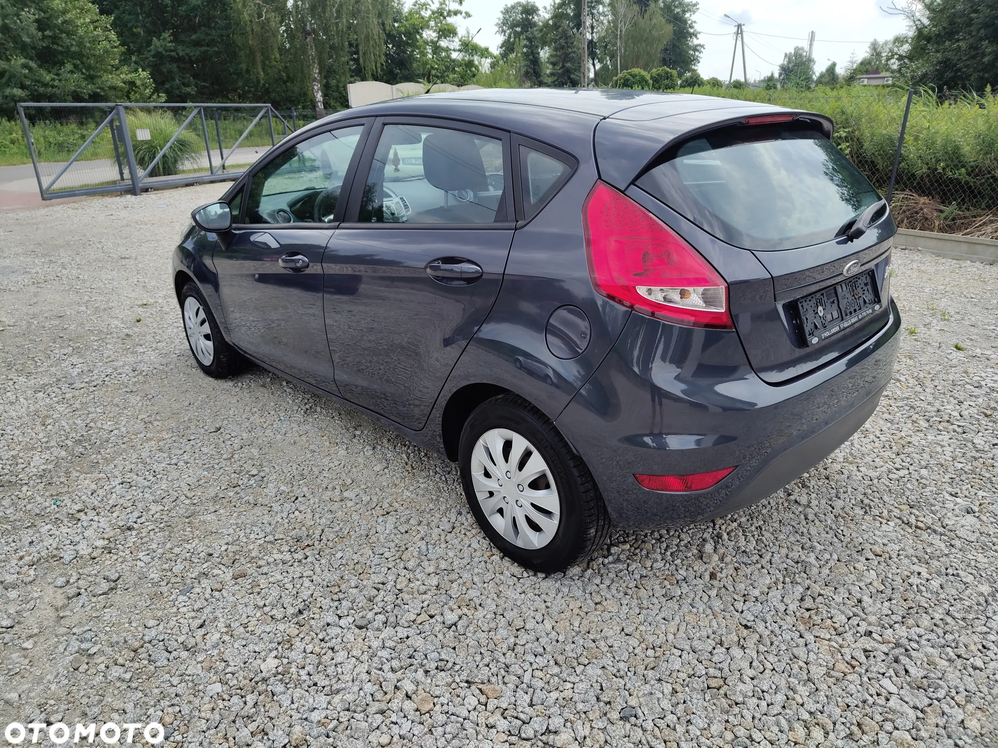 Ford Fiesta 1.25 Ambiente - 12