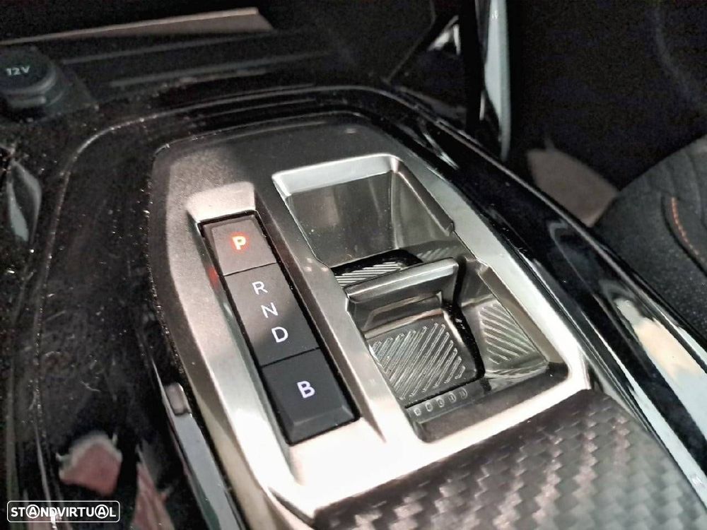 Peugeot e-208 50 kWh Style — fotografia 18