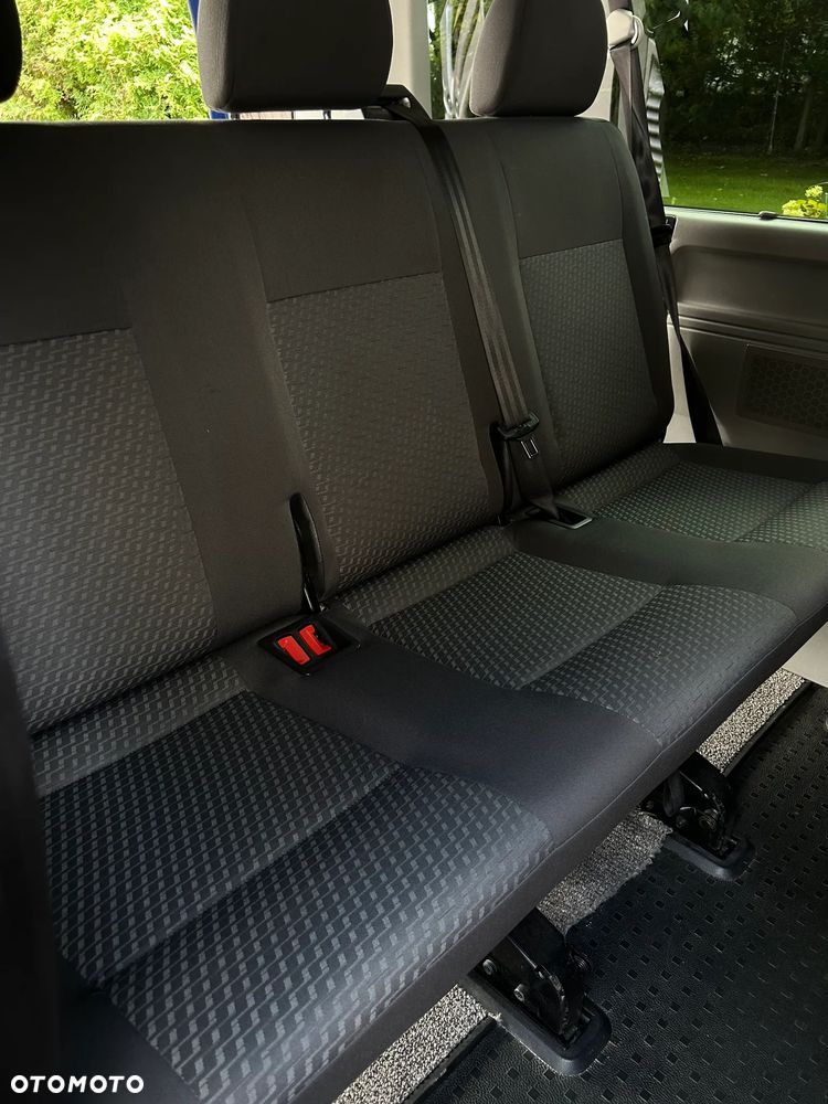 Volkswagen Caravelle L1 Trendline - 21