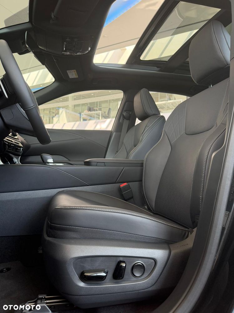 Lexus RX 350h Prestige - 12