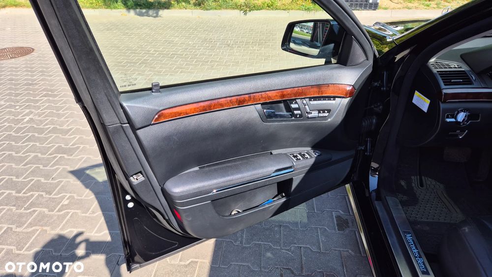Mercedes-Benz Klasa S 500 L 4-Matic - 17