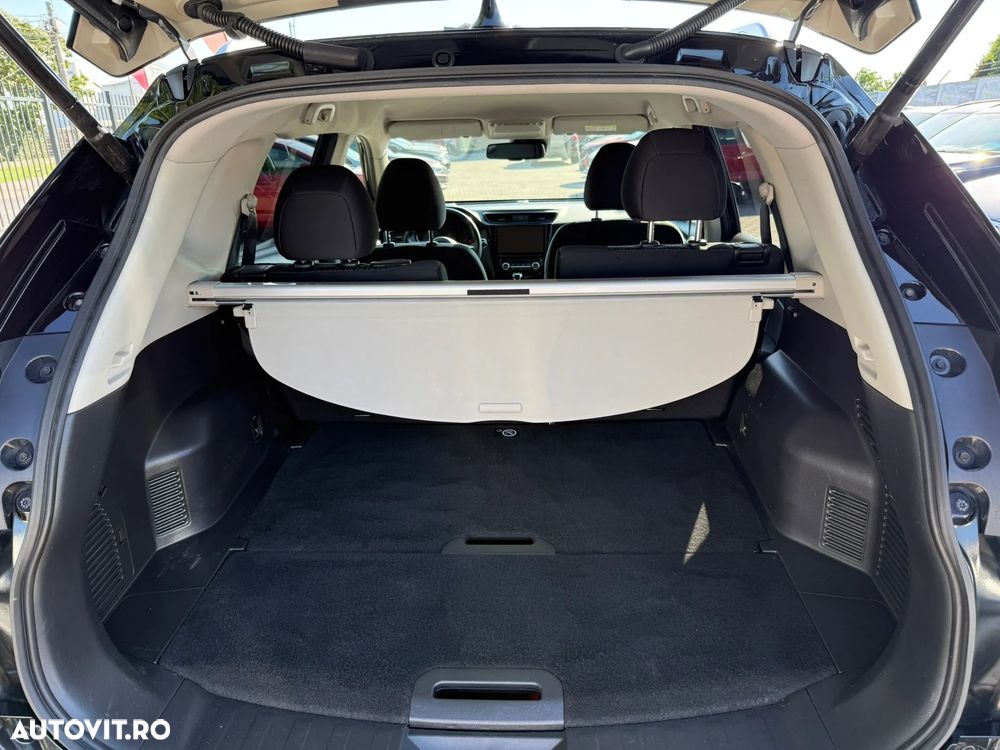 Nissan X-Trail 1.6 DIG-T Tekna - 38