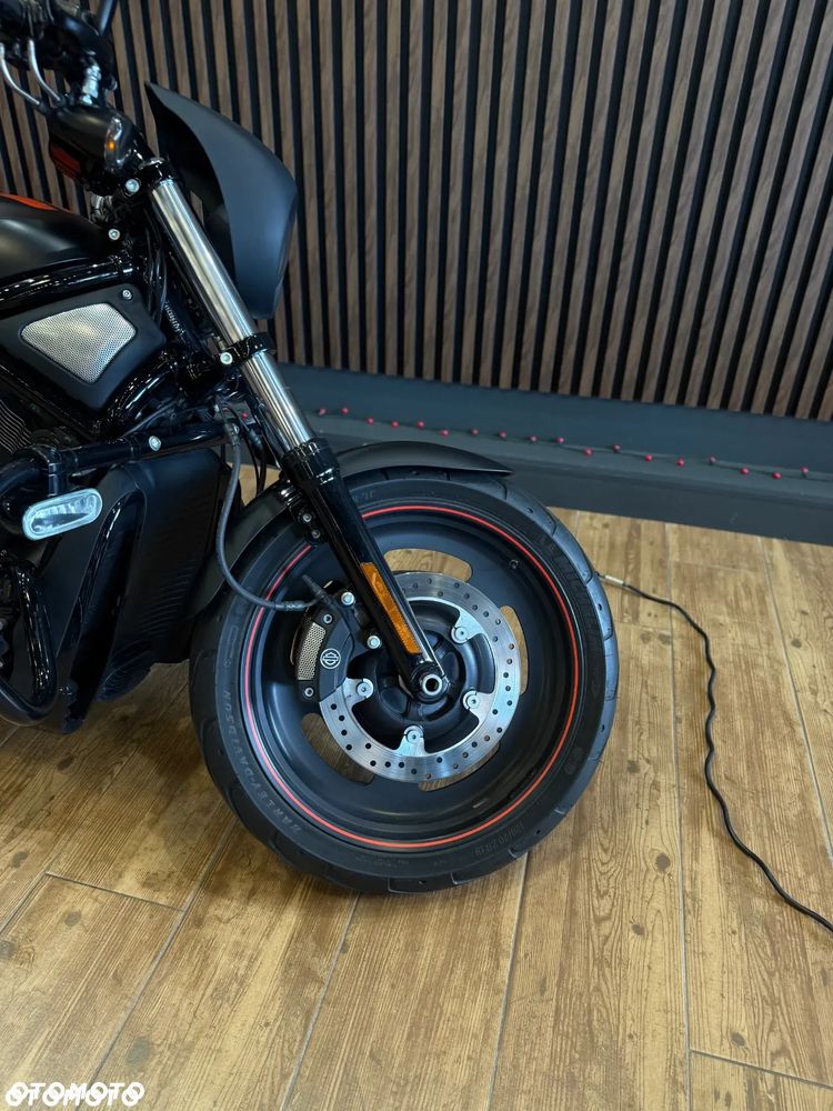 Harley-Davidson V-Rod Night Rod - 6