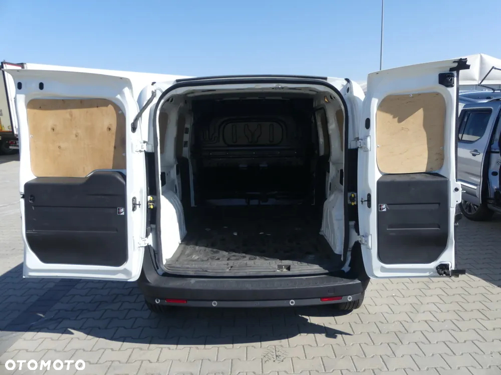 Fiat DOBLO CARGO MAXI - 10