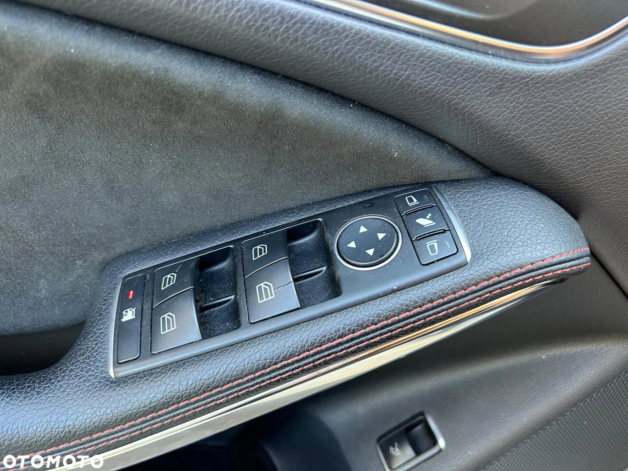 Mercedes-Benz CLA - 27