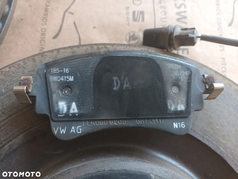 Audi A4 B9 8W komplet Tarcze Hamulcowe klocki tył 8W0615601K 330mm 72KM - 8