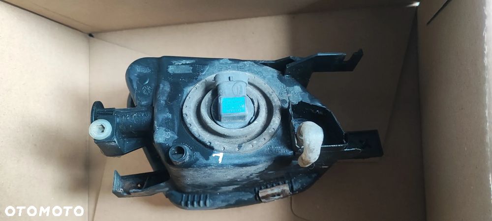 Mercedes W211 Halogen lewy A2118200556 - 2