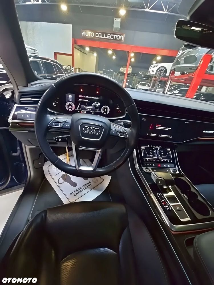 Audi Q8 55 TFSI quattro tiptronic - 6