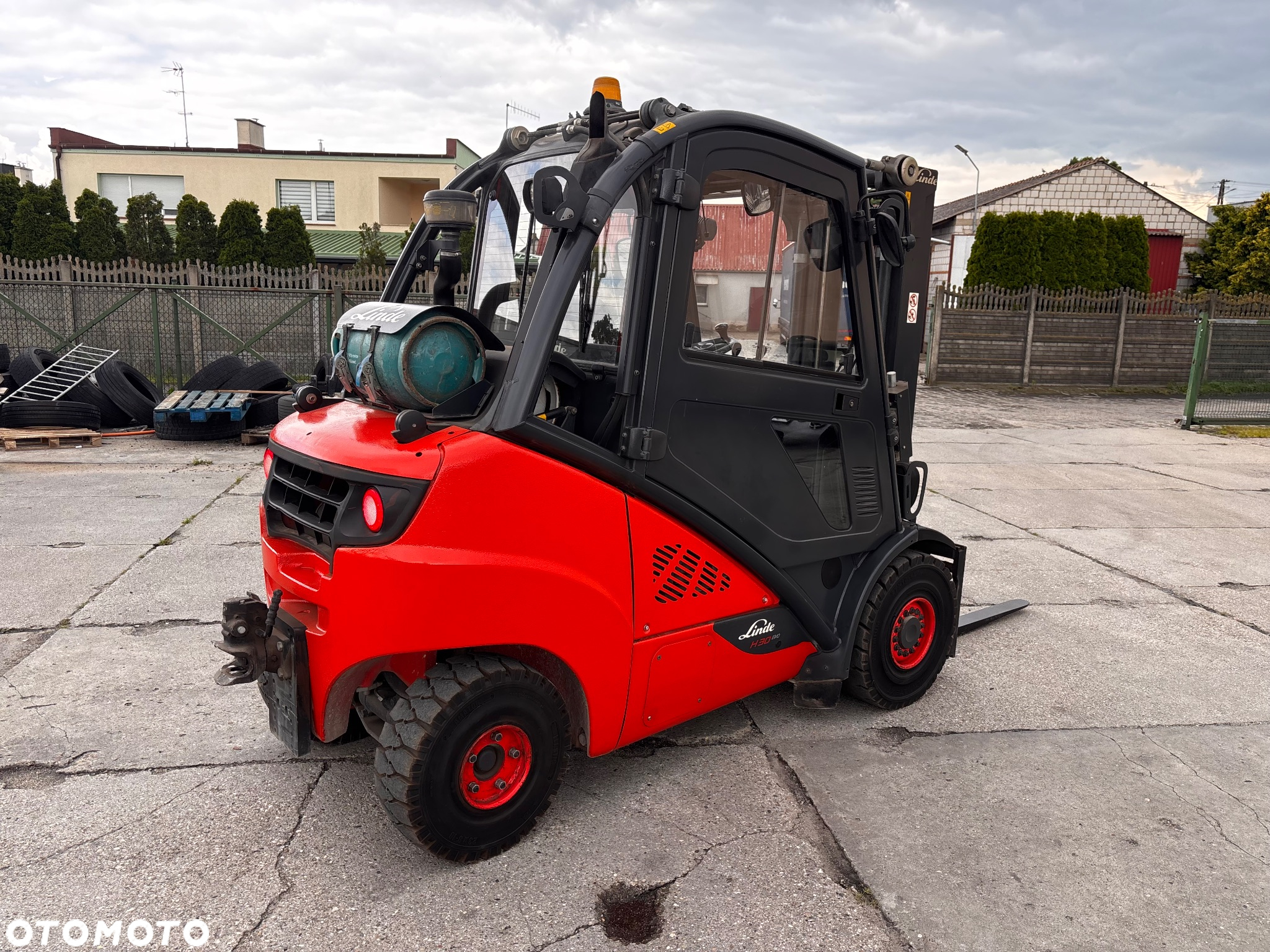 Linde H30T-02 - 5