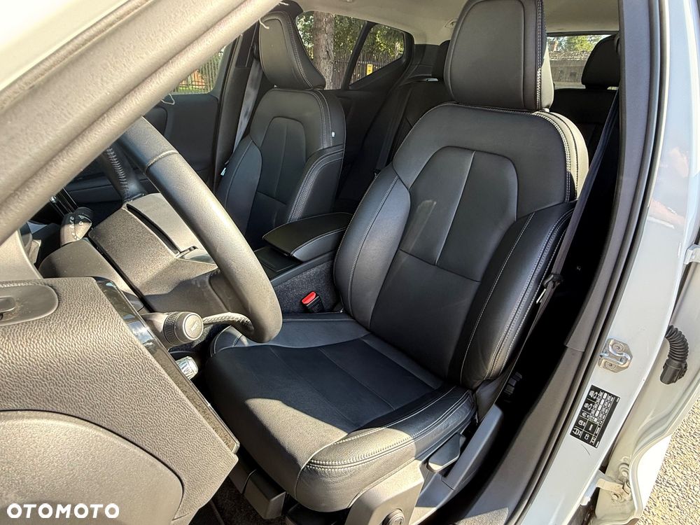 Volvo XC 40 - 14