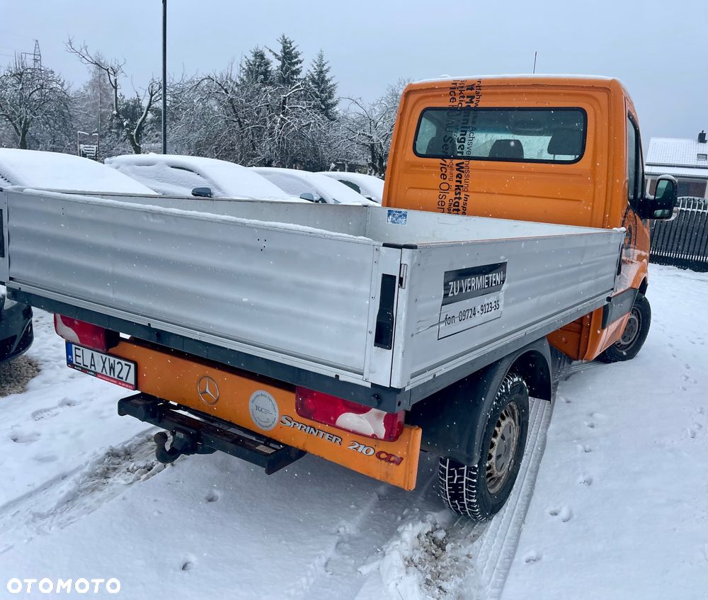 Mercedes-Benz Sprinter - 15