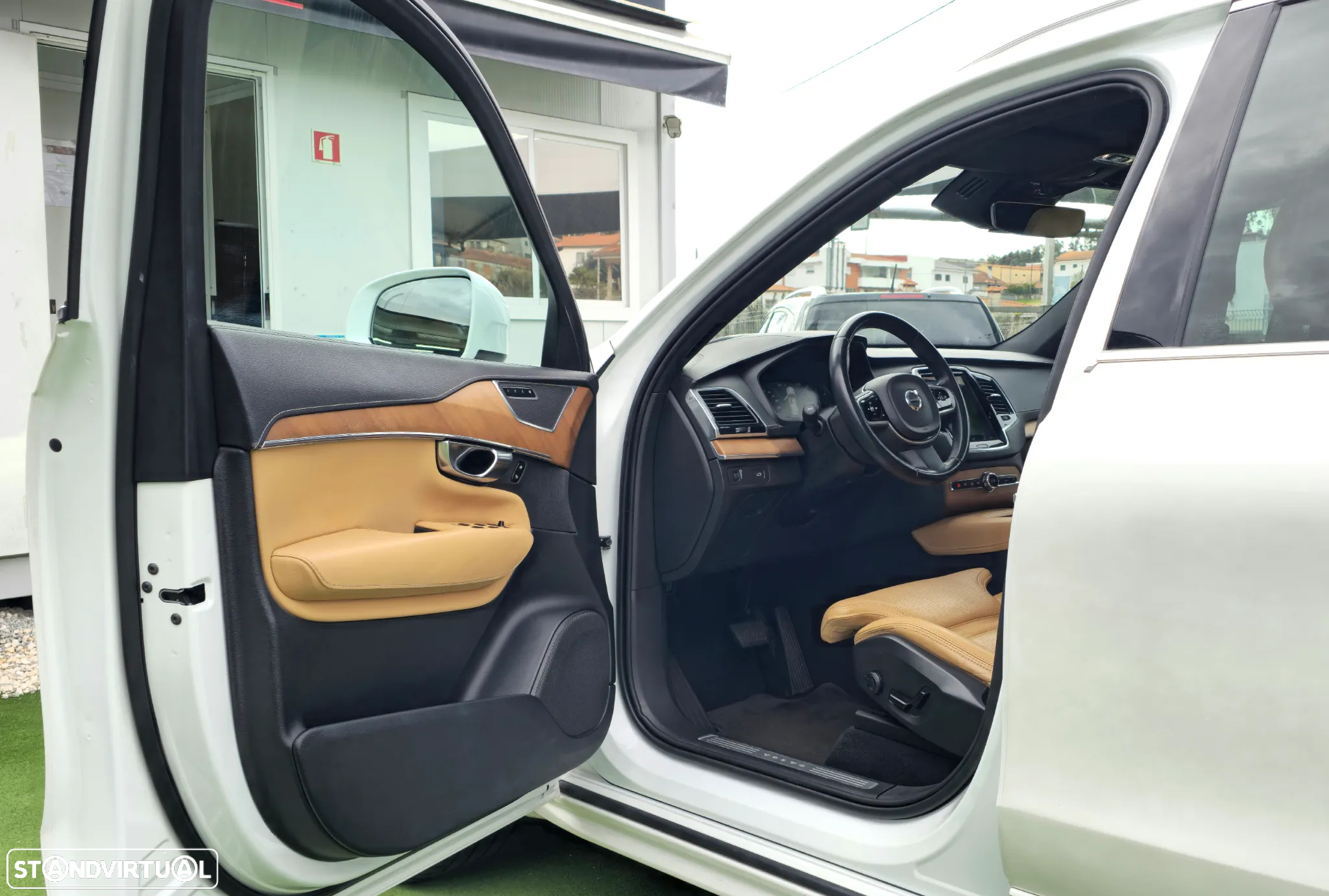 Volvo XC 90 2.0 B5 Inscription AWD - 14