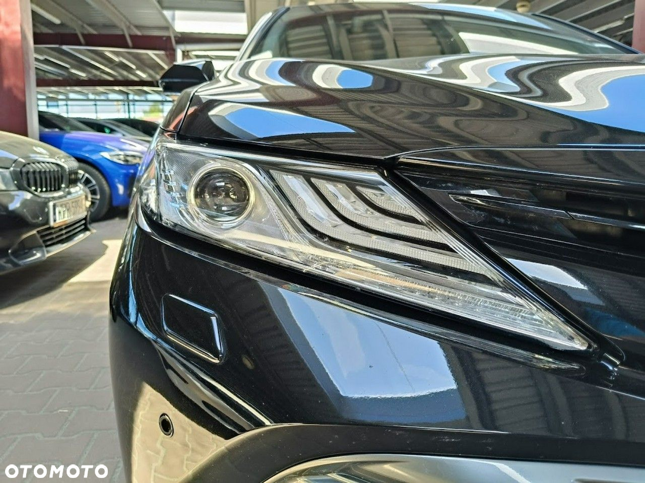 Toyota Camry - 7