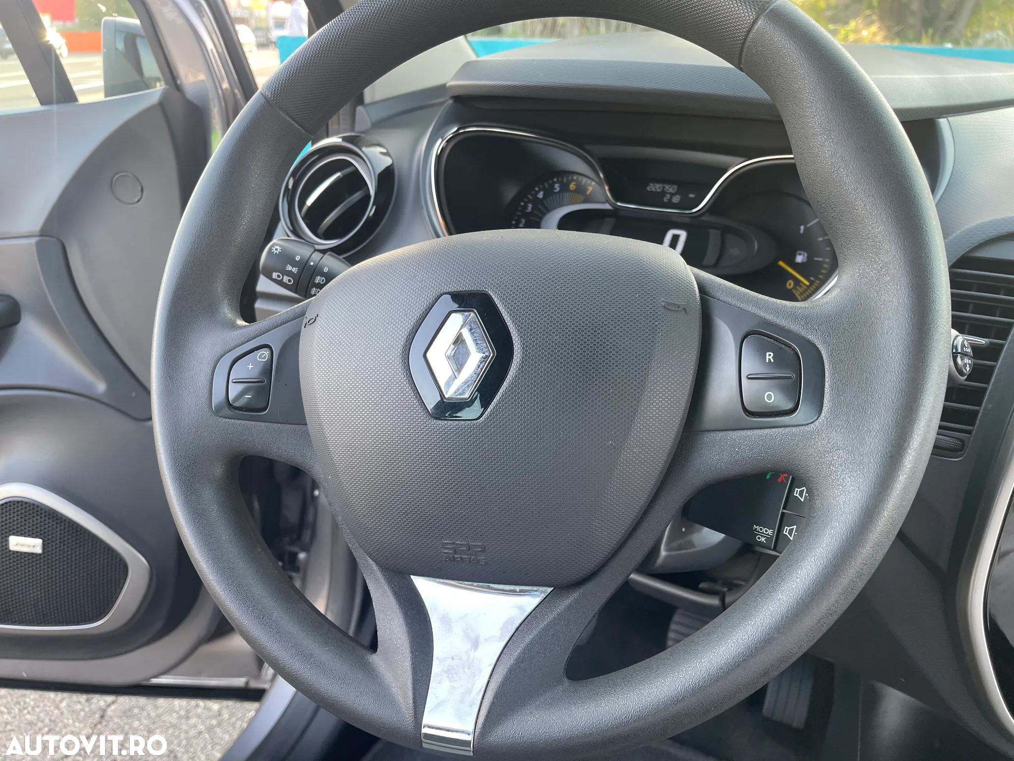 Renault Captur TCe Turbo Stop/Start Dynamique - 36