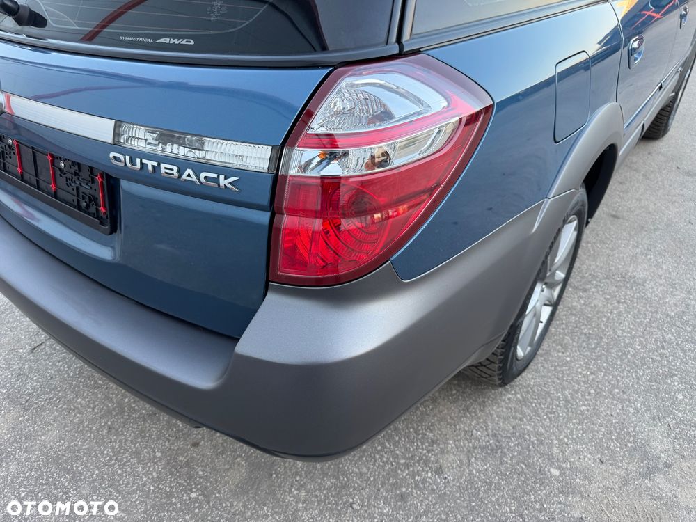 Subaru Outback 2.5i Active - 11