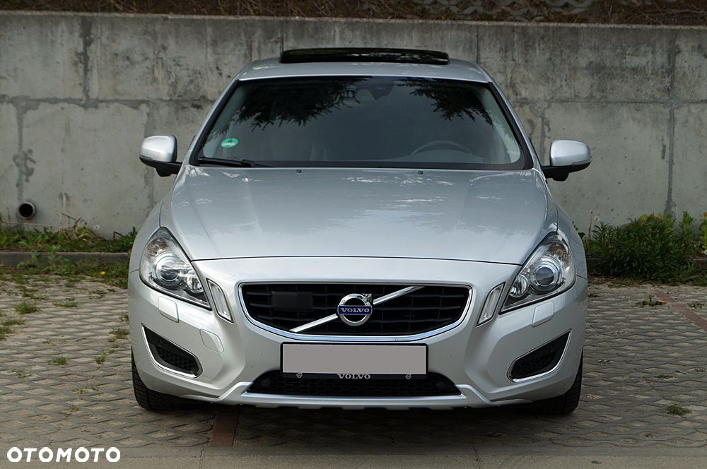 Volvo S60 D5 Summum - 9