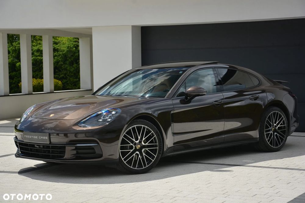 Porsche Panamera 4 - 10
