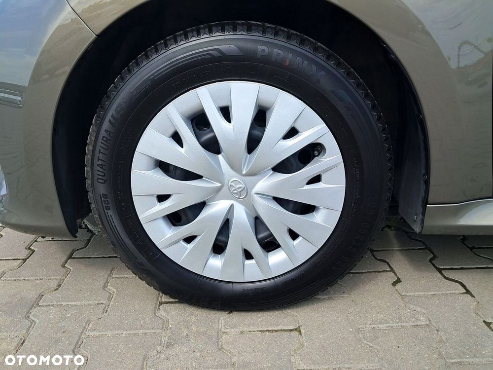 Toyota Yaris - 22