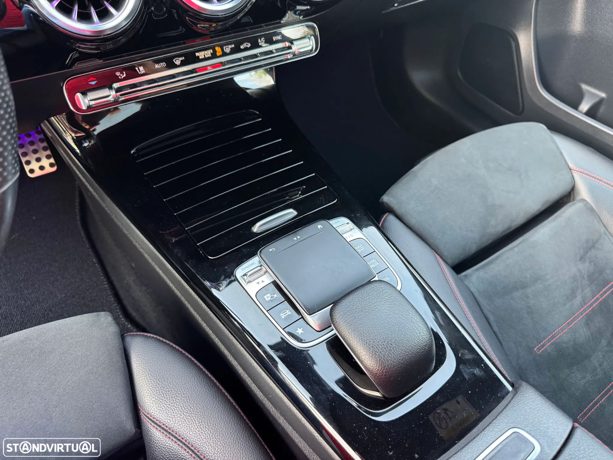 Mercedes-Benz A 180 d AMG Line Aut. - 38