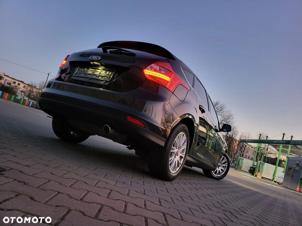 Ford Focus - 28