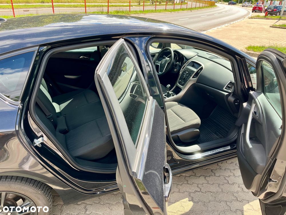 Opel Astra 1.4 Turbo Cosmo - 16