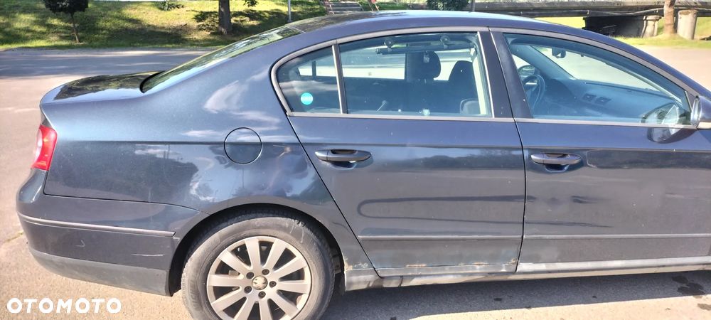 Volkswagen Passat 1.9 TDI Trendline - 20