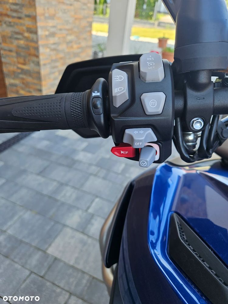 Triumph Tiger - 11