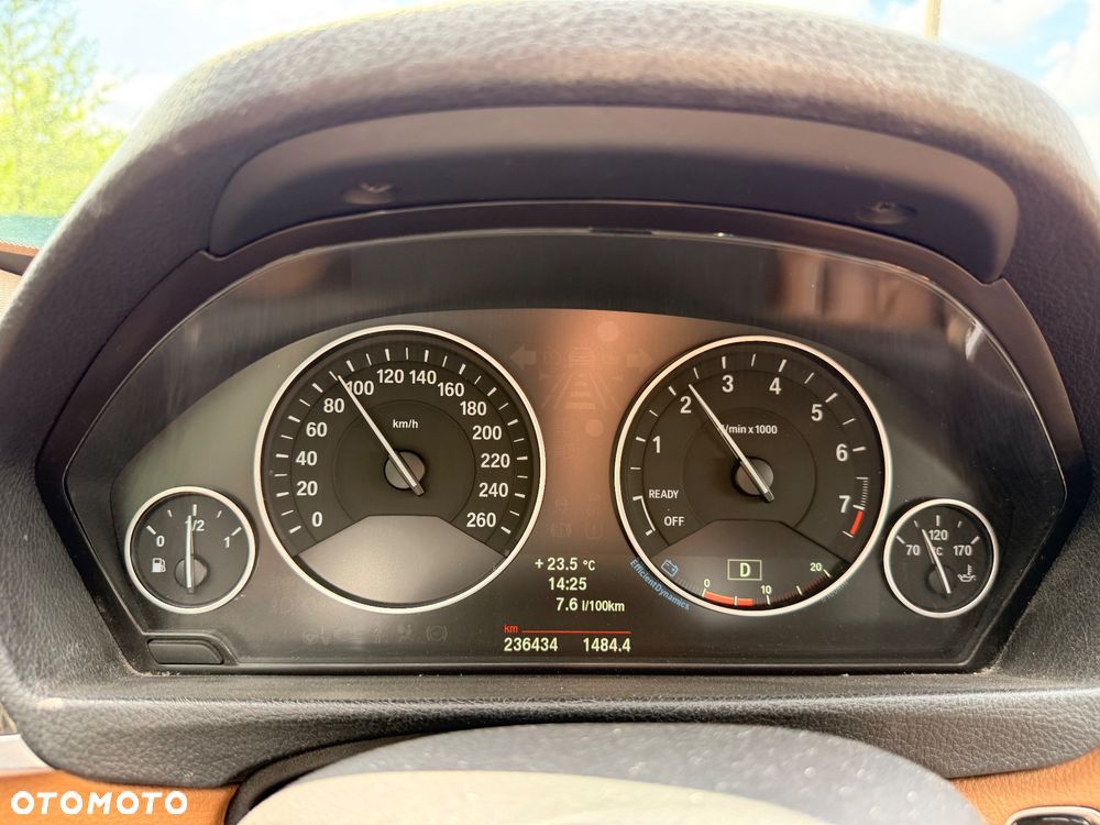 BMW 3GT 328i xDrive Luxury Line - 11