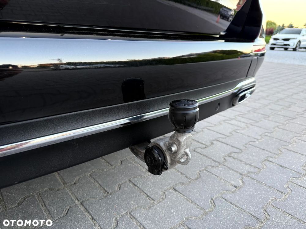 Mercedes-Benz Klasa E 220 d Business Edition 9G-TRONIC - 40
