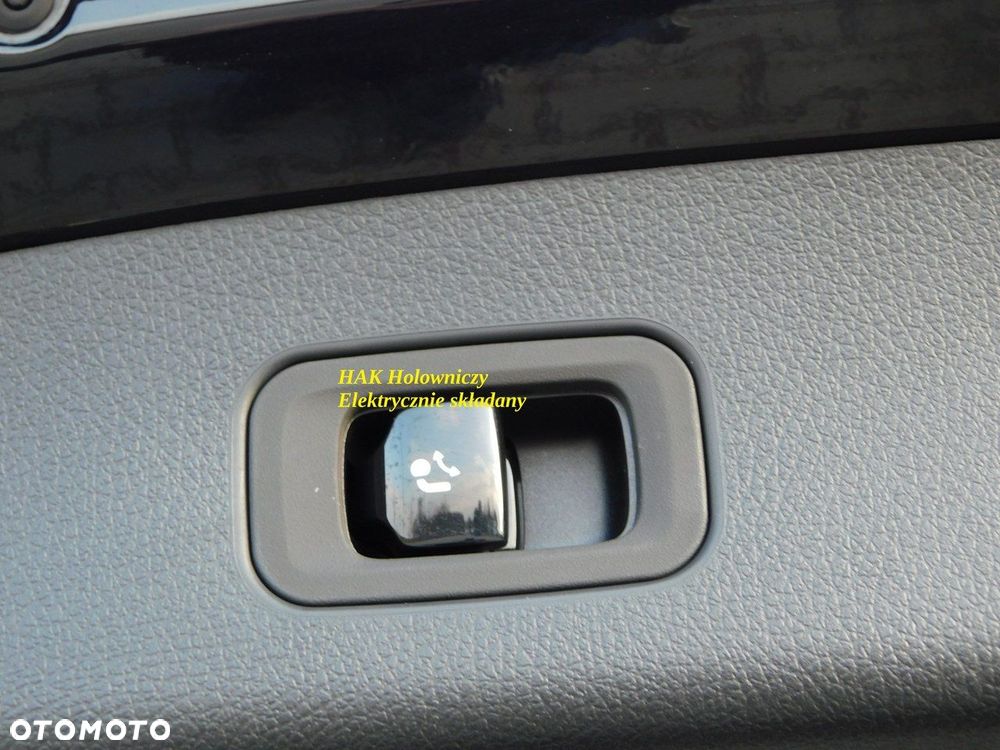 Mercedes-Benz GLC - 24