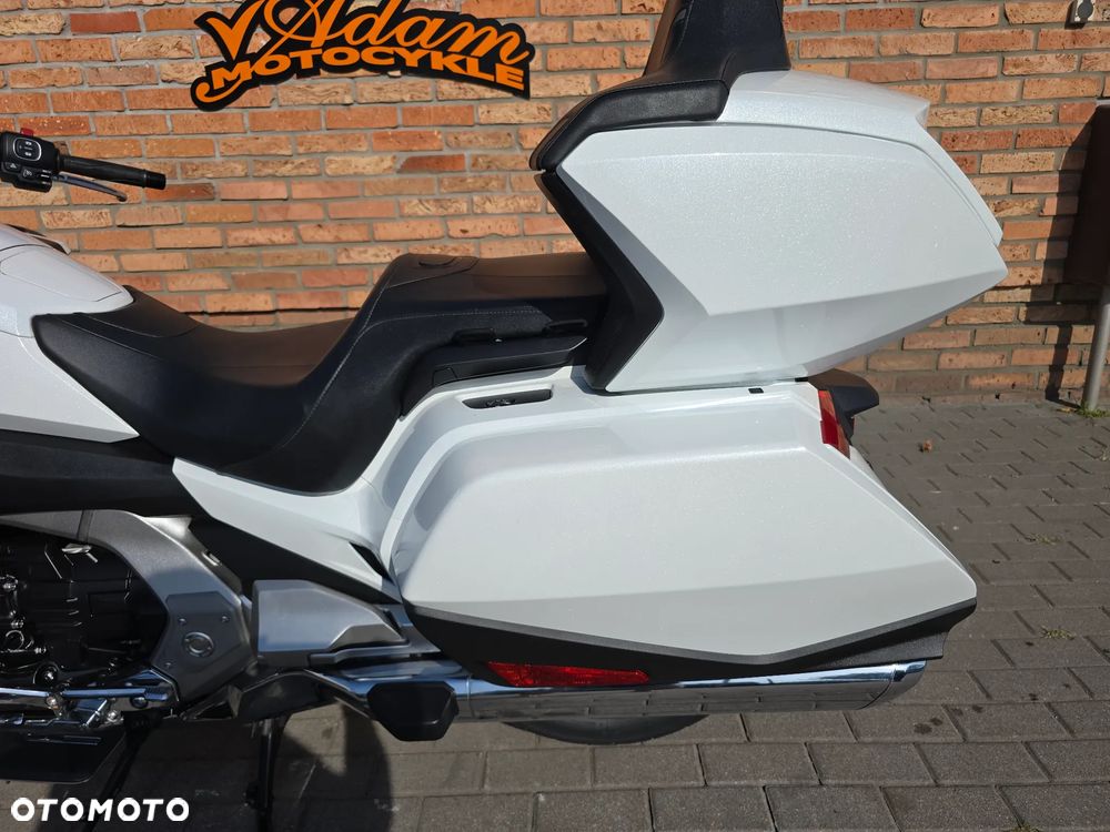 Honda GL - 10