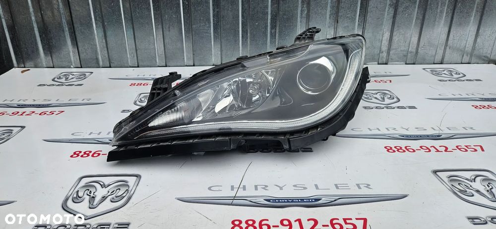Chrysler Pacifica 2016- Reflektor Lewy Lampa Lewa 68370845AB  LED SOCZEWKA - 2
