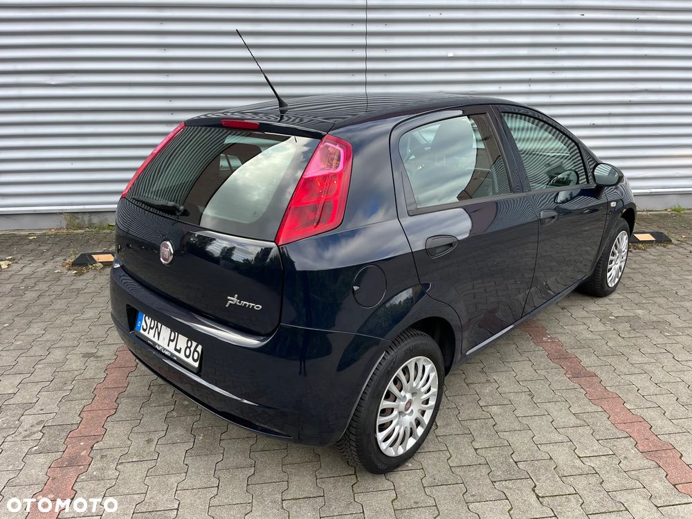 Fiat Punto 1.2 Young - 13