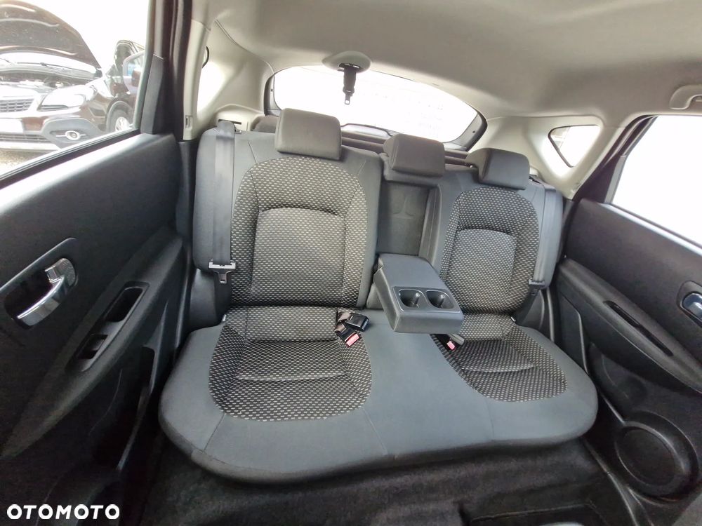Nissan Qashqai - 23