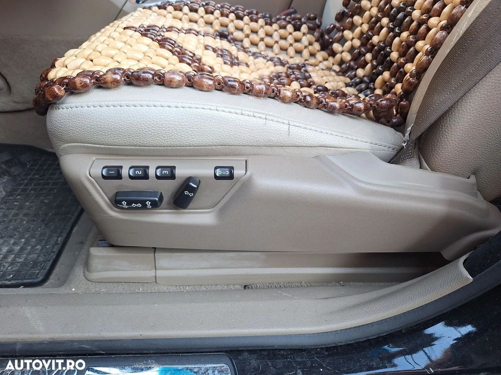 Volvo XC 90 D5 AWD Geartronic Momentum - 30